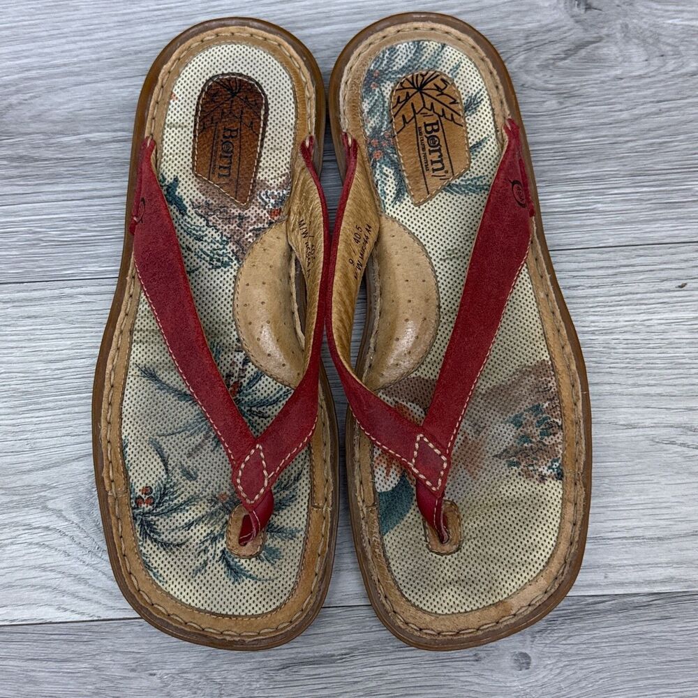BORN Womens Thong Leather Sandals 9M Rio Red Tropical Vacation